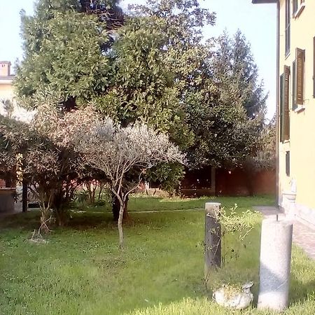 Locanda I Tarocchi Vailate Bagian luar foto